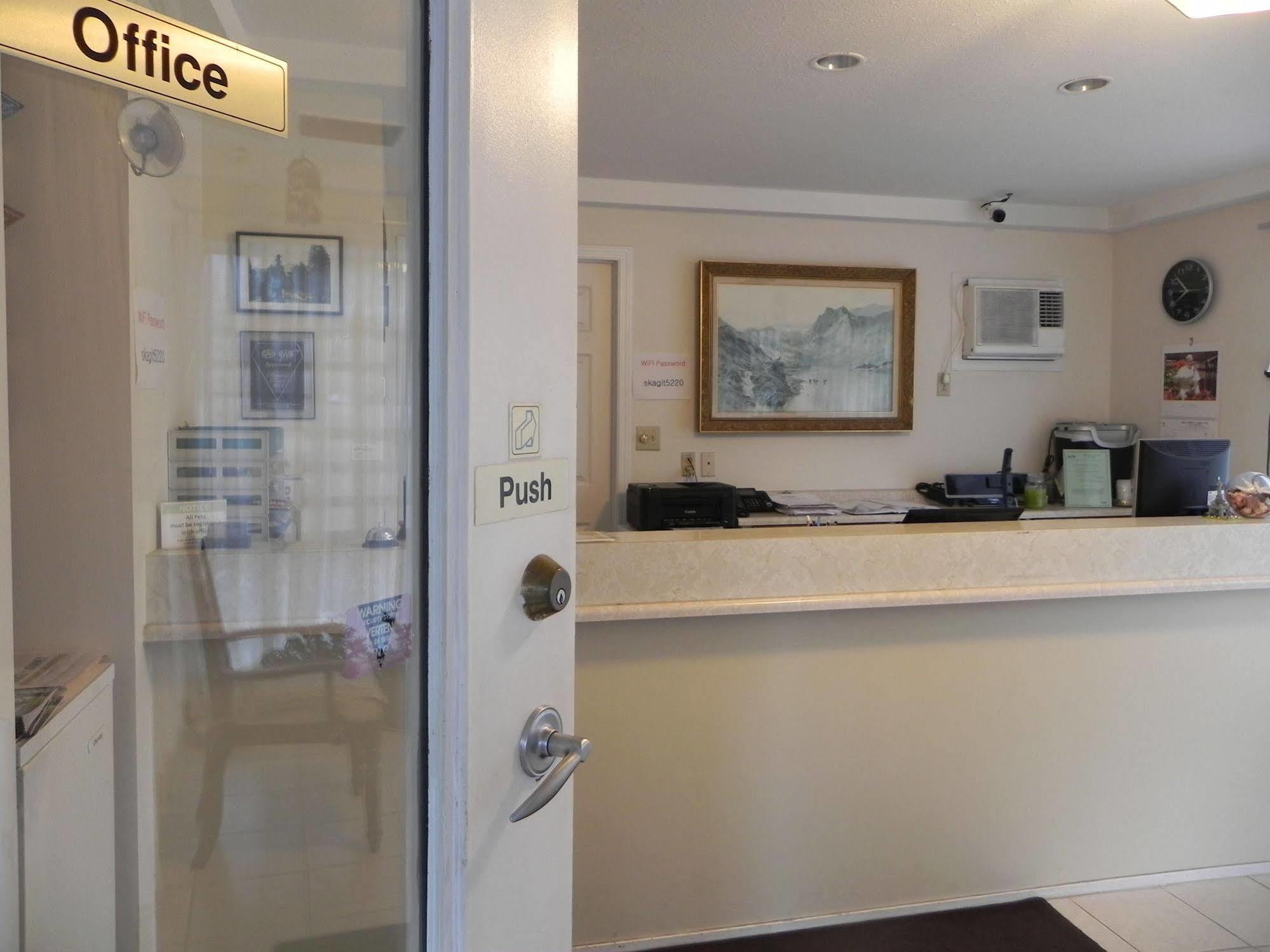 Skagit Motel Гоп Екстер'єр фото